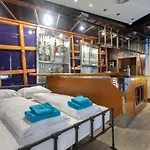 In Pub Kamera Klub Apatment-city Center * Lublana