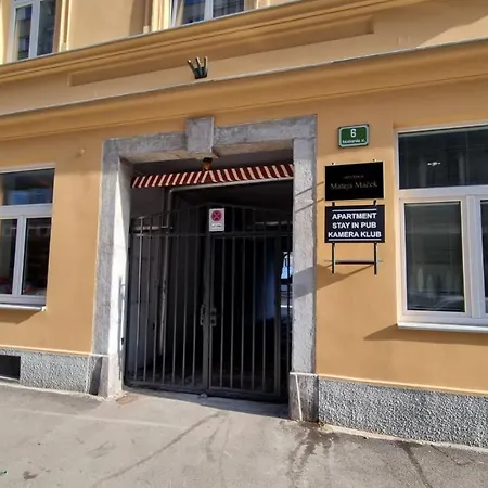 Appartement In Pub Kamera Klub Apatment-city Center *