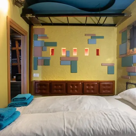 In Pub Kamera Klub Apatment-city Center Λιουμπλιάνα