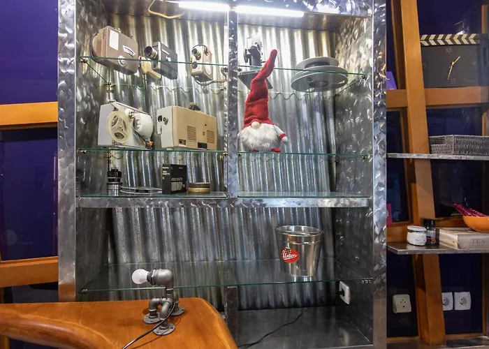 In Pub Kamera Klub Apatment-city Center Apartman