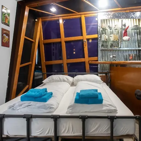 In Pub Kamera Klub Apatment-city Center Apartamento